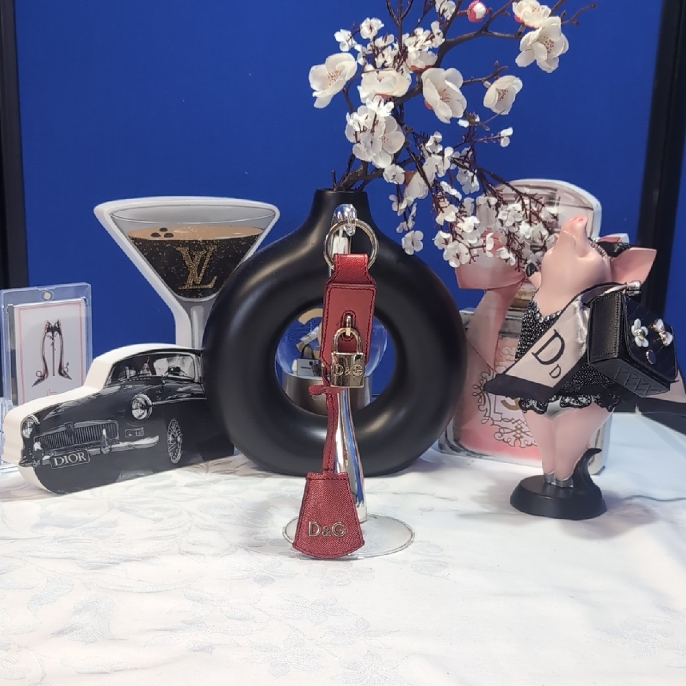 D&G Red Leather Keyring With Lock And Key